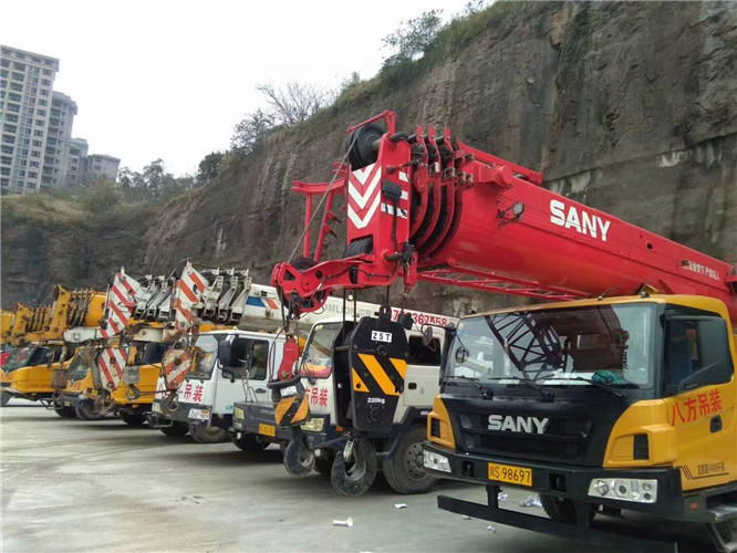 和硕县吊车出租按什么计费？台班费、单次费、里程费怎么算？